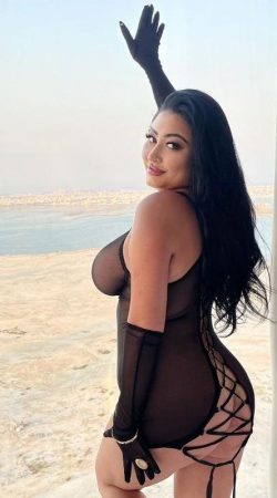 Experience Unforgettable Moments with Satsuki Snow by Your Side