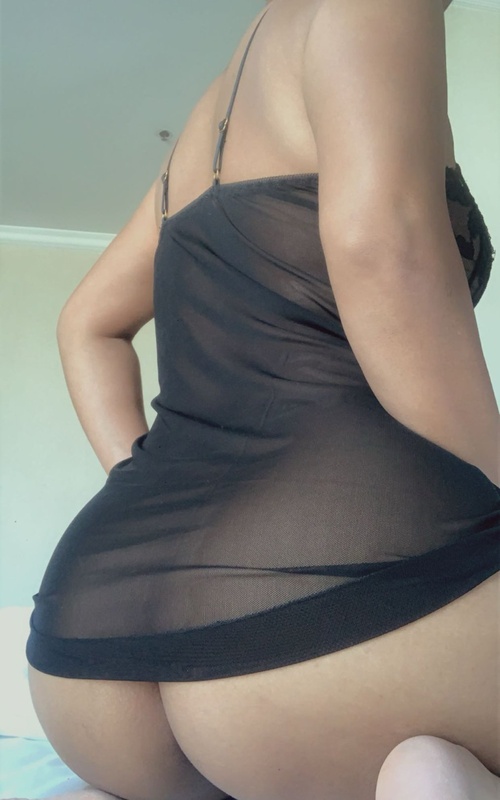 Experience Unforgettable Moments with Airi Scarlet Today